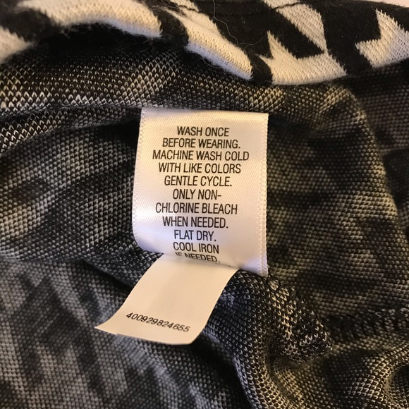 Apt 9 Black/White Patterned Knit Shift Dress Sz L - Picture 8 of 8